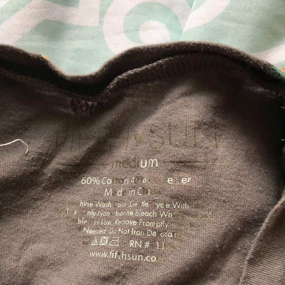 Tank top - Picture 3 of 3